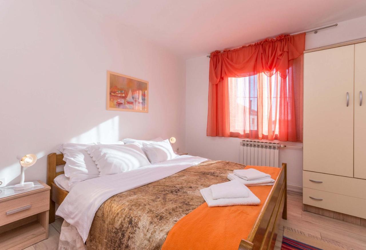 Appartement Savic Biograd à Biograd Na Moru Extérieur photo