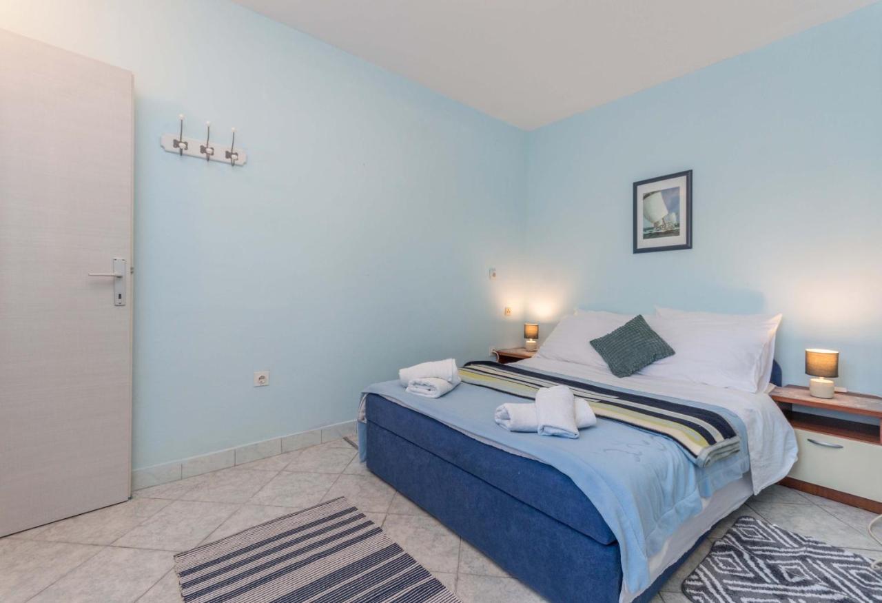 Appartement Savic Biograd à Biograd Na Moru Extérieur photo