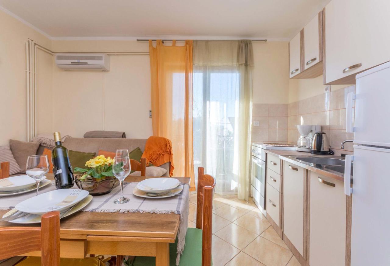 Appartement Savic Biograd à Biograd Na Moru Extérieur photo