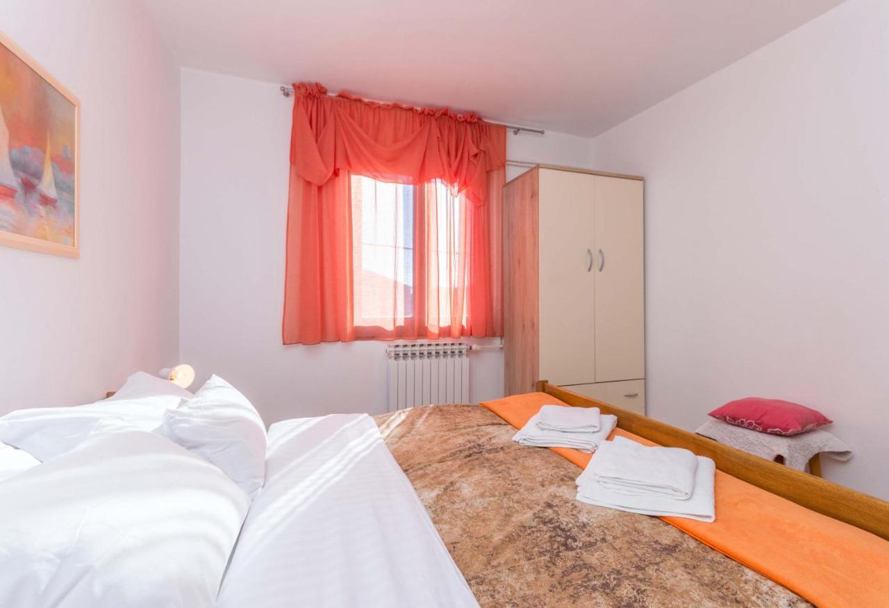 Appartement Savic Biograd à Biograd Na Moru Extérieur photo